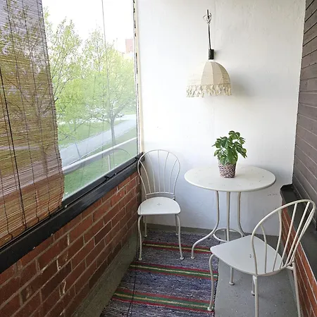 شقة With Lakeview In *